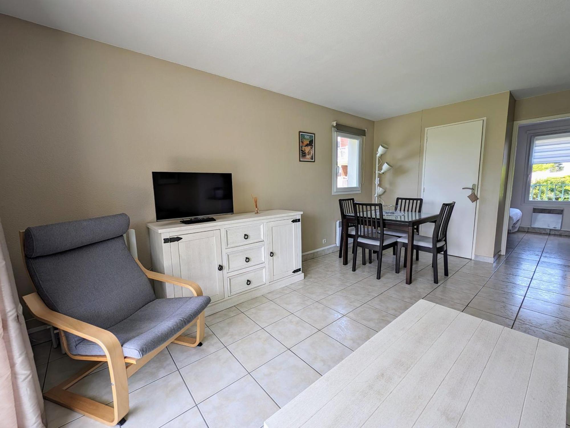 Appartement Avec Vue Sur Golf ปอร์นิก ภายนอก รูปภาพ